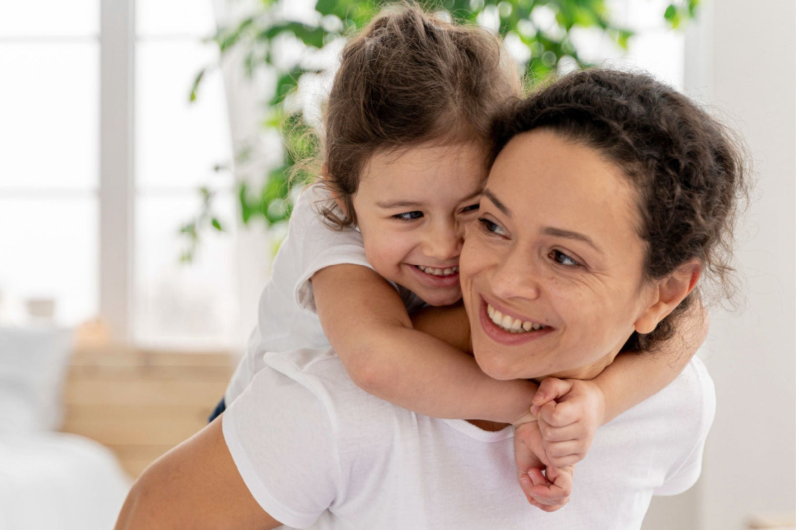 Qué regalarle a mamá este año (y que sí use) - Hi Vitamins