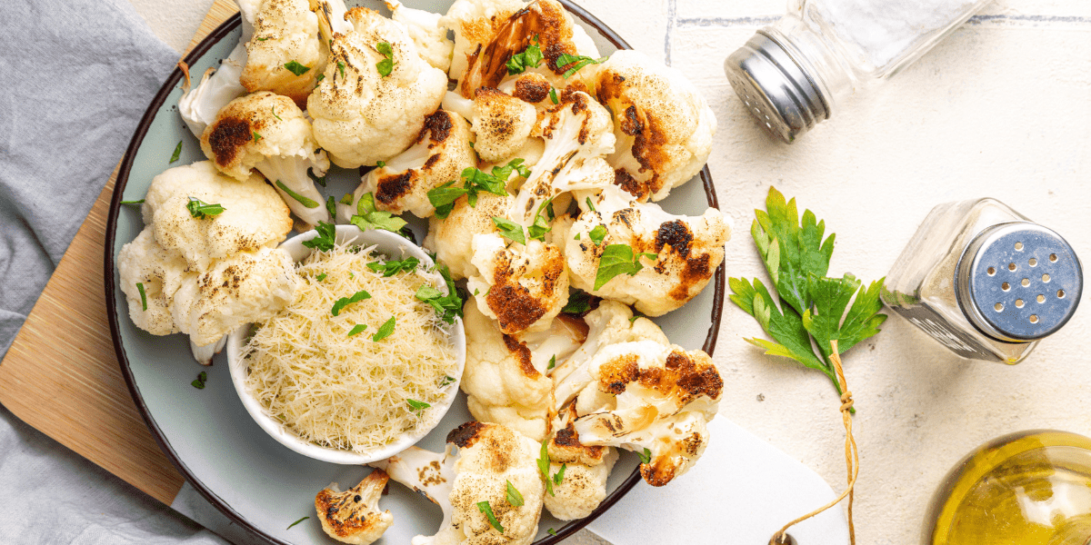 Receta saludable ideal para pacientes bariátricos: coliflor al horno con parmesano - Hi Vitamins